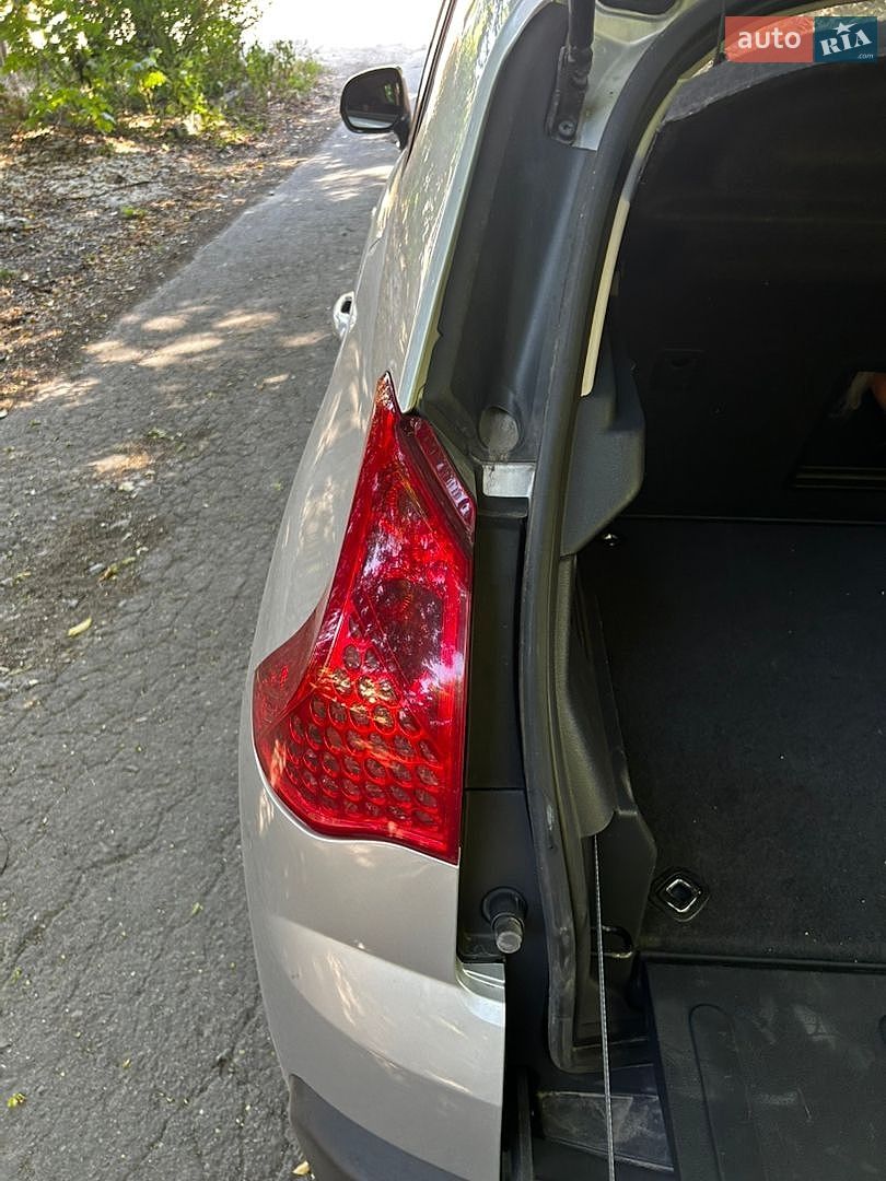 Peugeot 3008 2011 VIN VF30U9HR8BS223689 фото оголошення 47 з 50