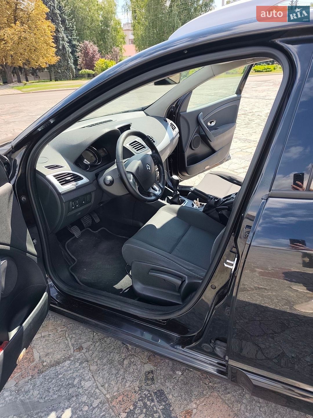Renault Megane 2013 VIN VF1KZ1G0249637235 фото оголошення 4 з 15