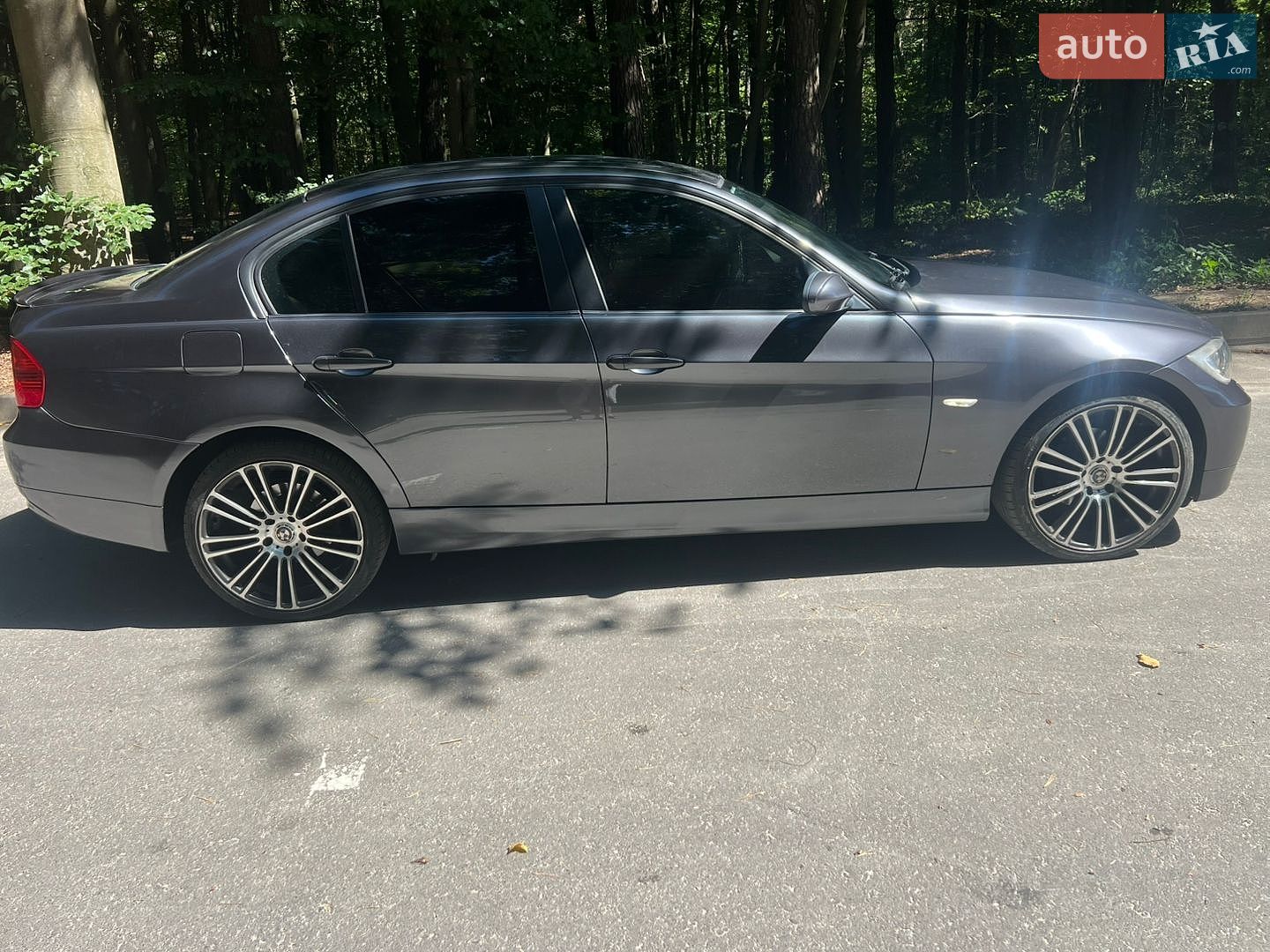 BMW 3 Series 2005 VIN WBAVA71010VA40603 фото оголошення 6 з 9