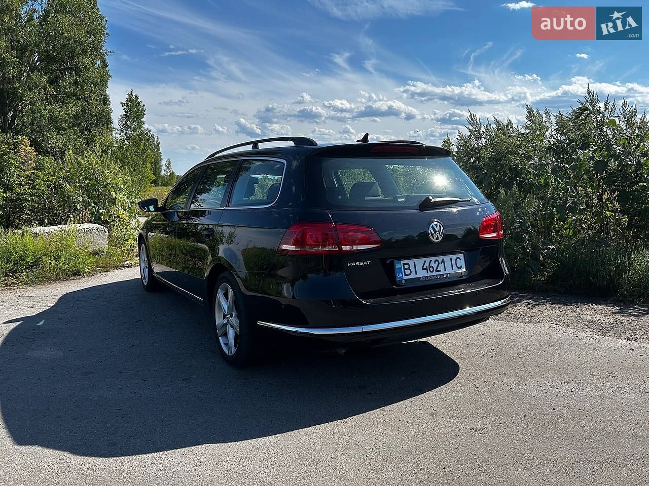 Volkswagen Passat 2011 VIN WVWZZZ3CZBE375577 фото оголошення 4 з 19