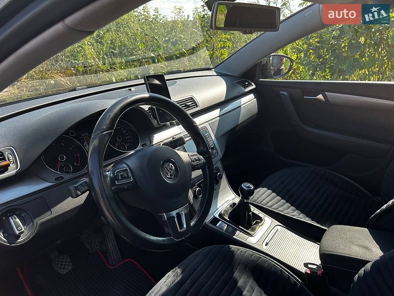 Volkswagen Passat 2011 VIN WVWZZZ3CZBE375577 фото оголошення 12 з 19