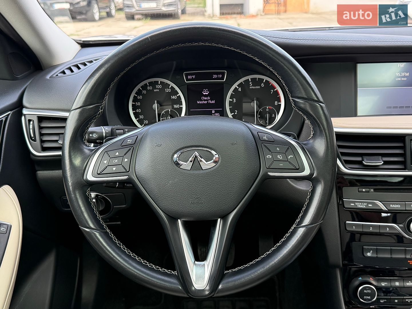 Infiniti QX30 2018 VIN SJKCH5CR2KA011265 фото оголошення 42 з 53