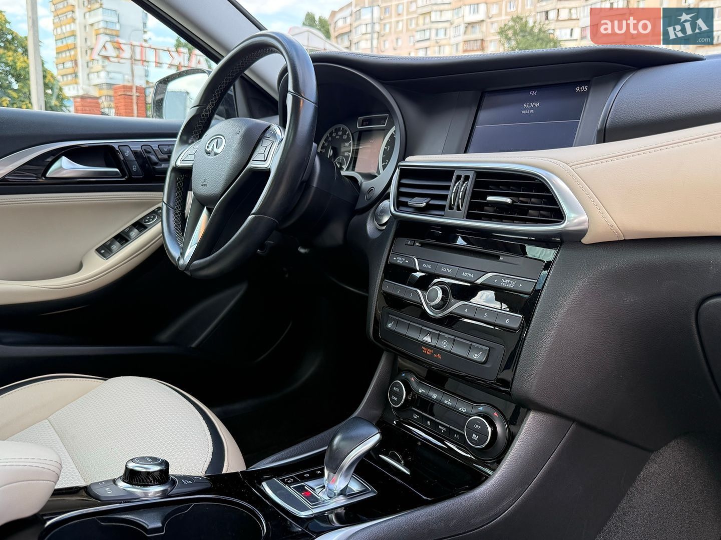 Infiniti QX30 2018 VIN SJKCH5CR2KA011265 фото оголошення 50 з 53