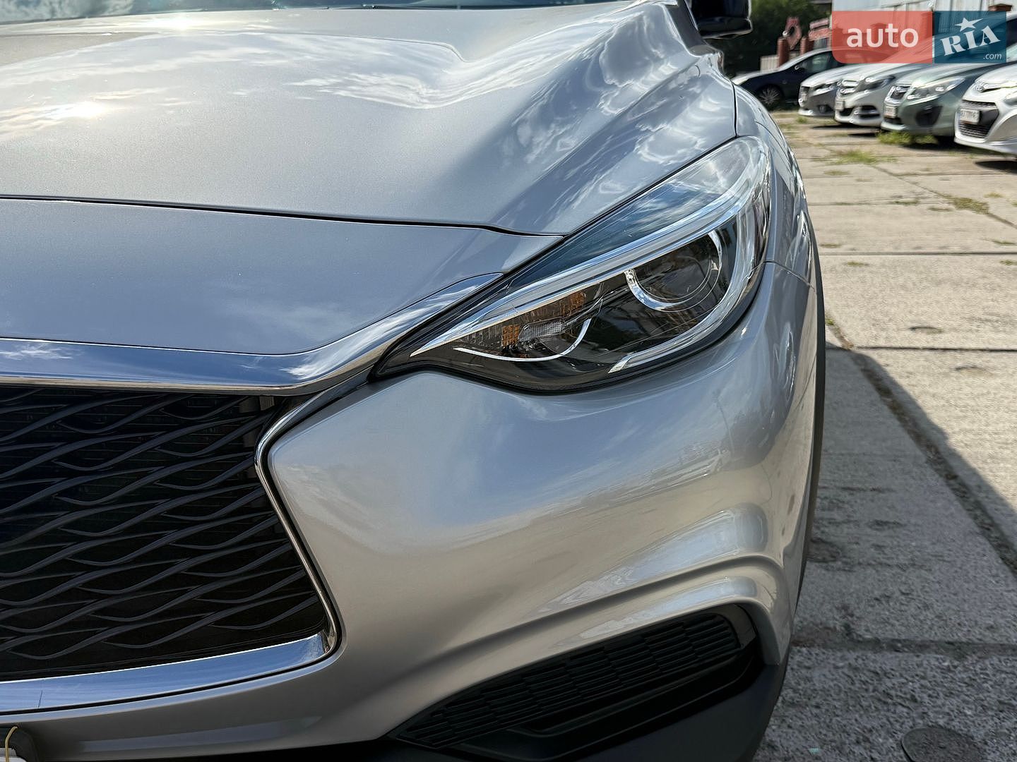 Infiniti QX30 2018 VIN SJKCH5CR2KA011265 фото оголошення 52 з 53