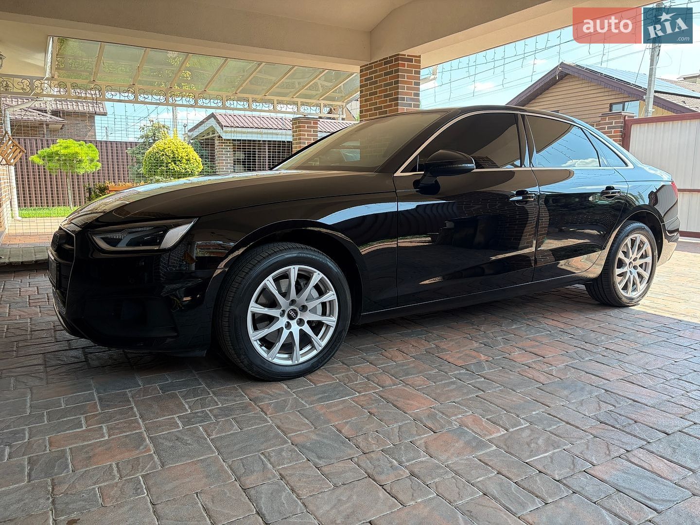 Audi A4 2022 VIN WAUZZZF49NA024761 фото оголошення 3 з 31
