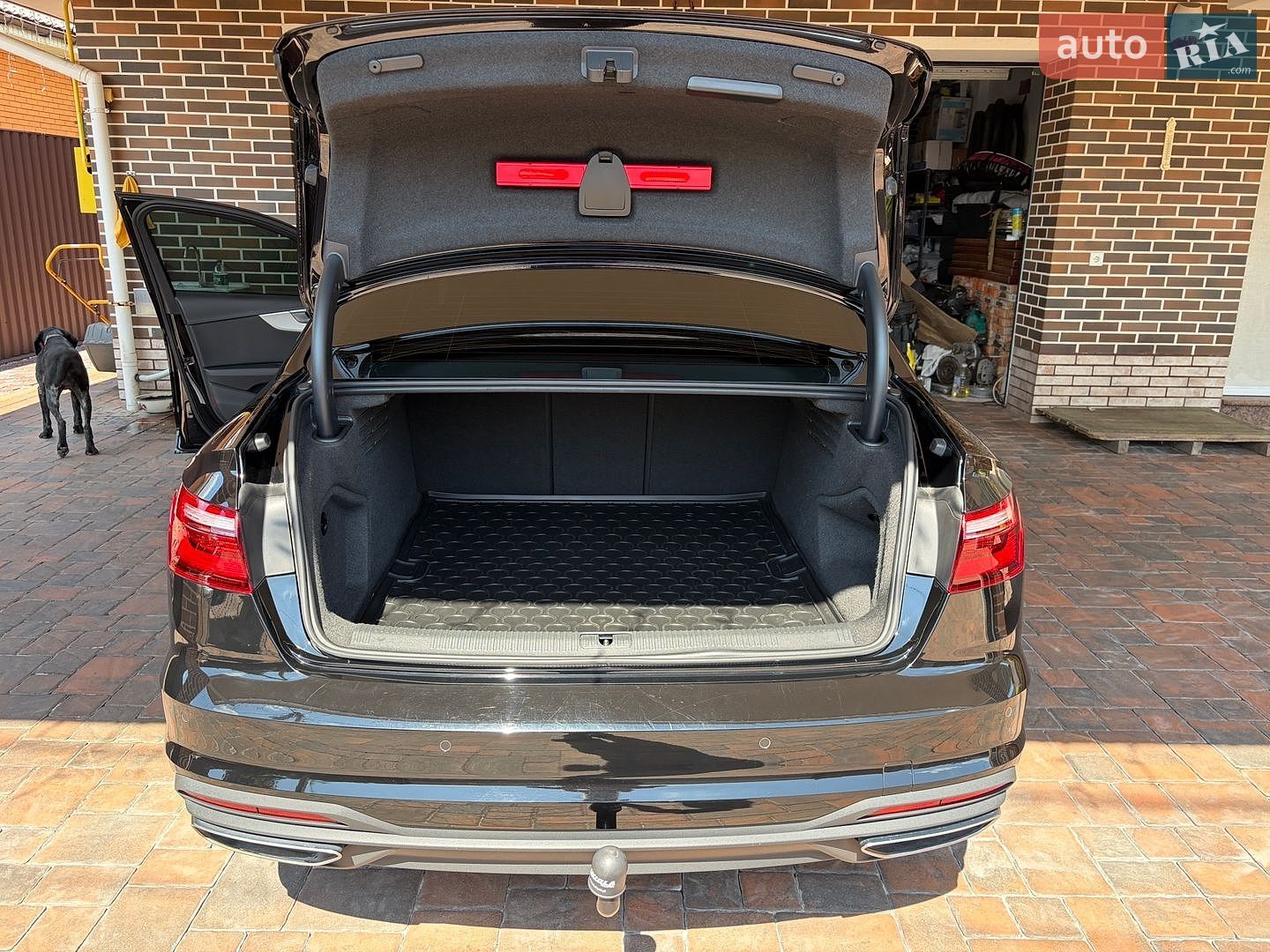 Audi A4 2022 VIN WAUZZZF49NA024761 фото оголошення 13 з 31