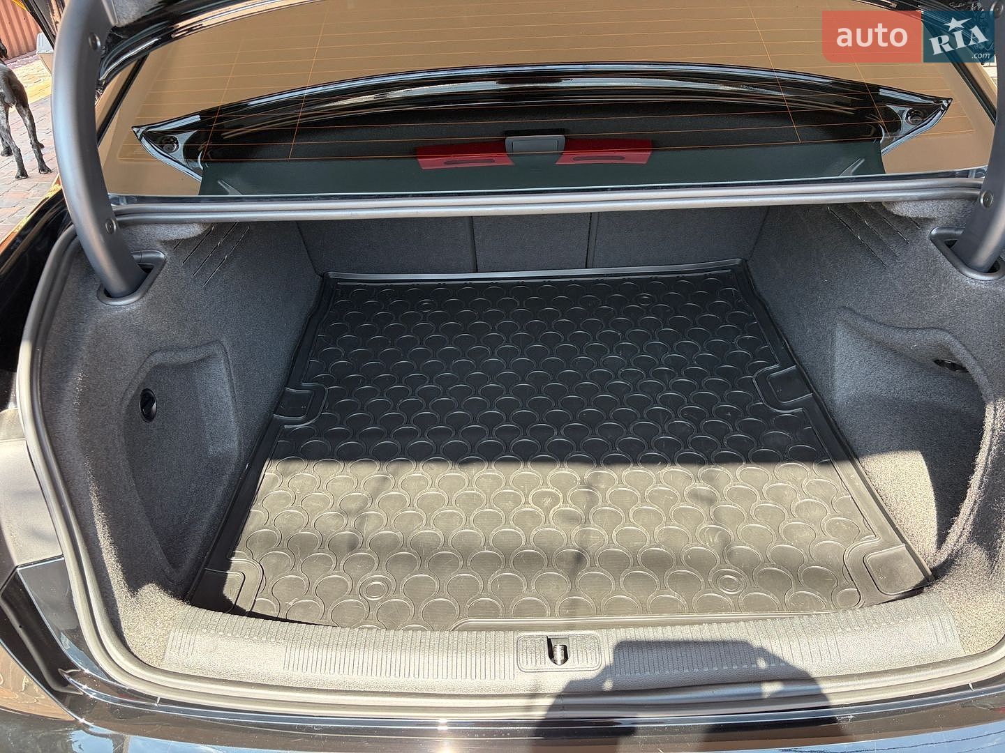 Audi A4 2022 VIN WAUZZZF49NA024761 фото оголошення 11 з 31