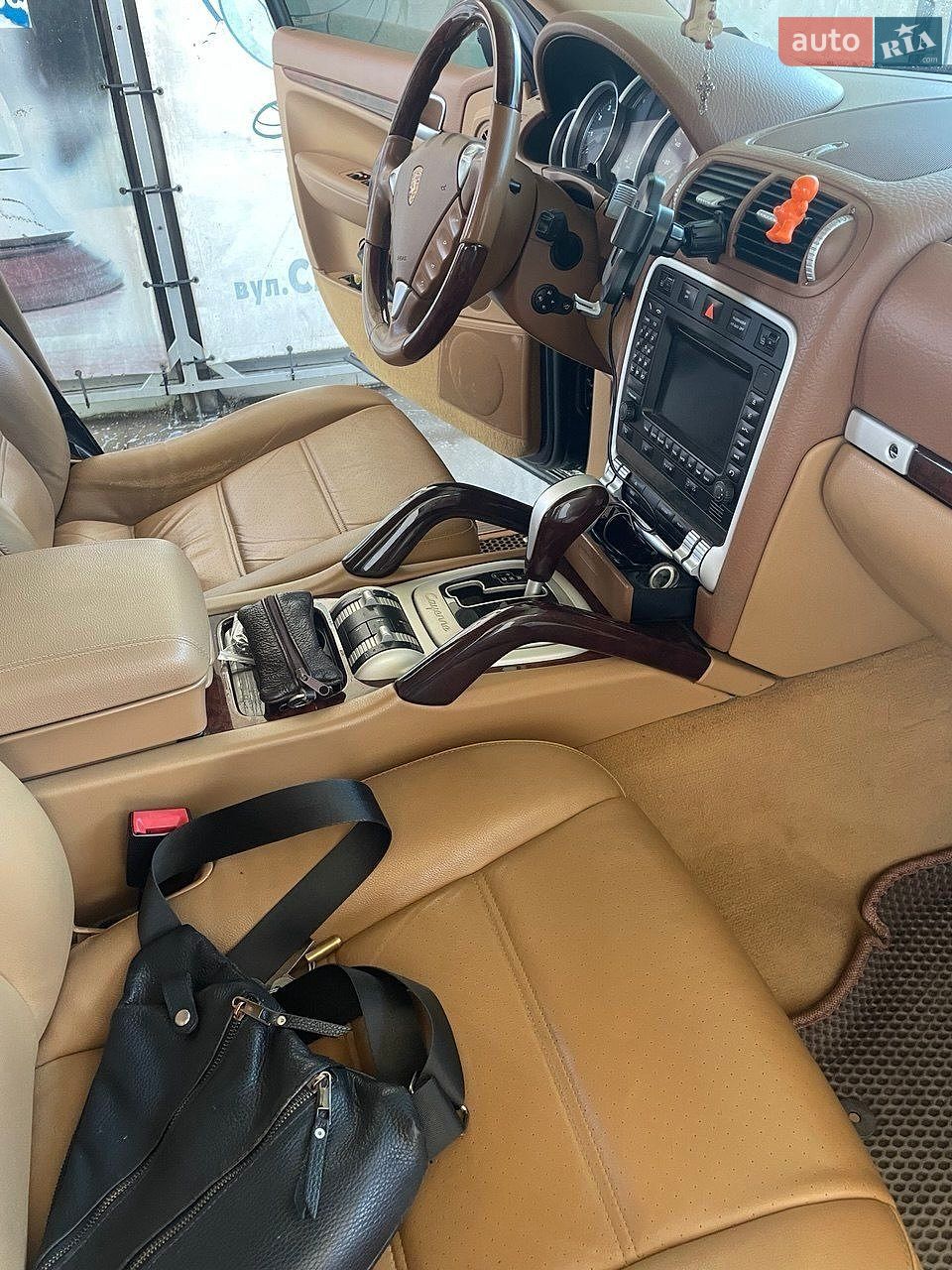 Porsche Cayenne 2008 VIN WP1AB29P48LA52704 фото оголошення 15 з 21