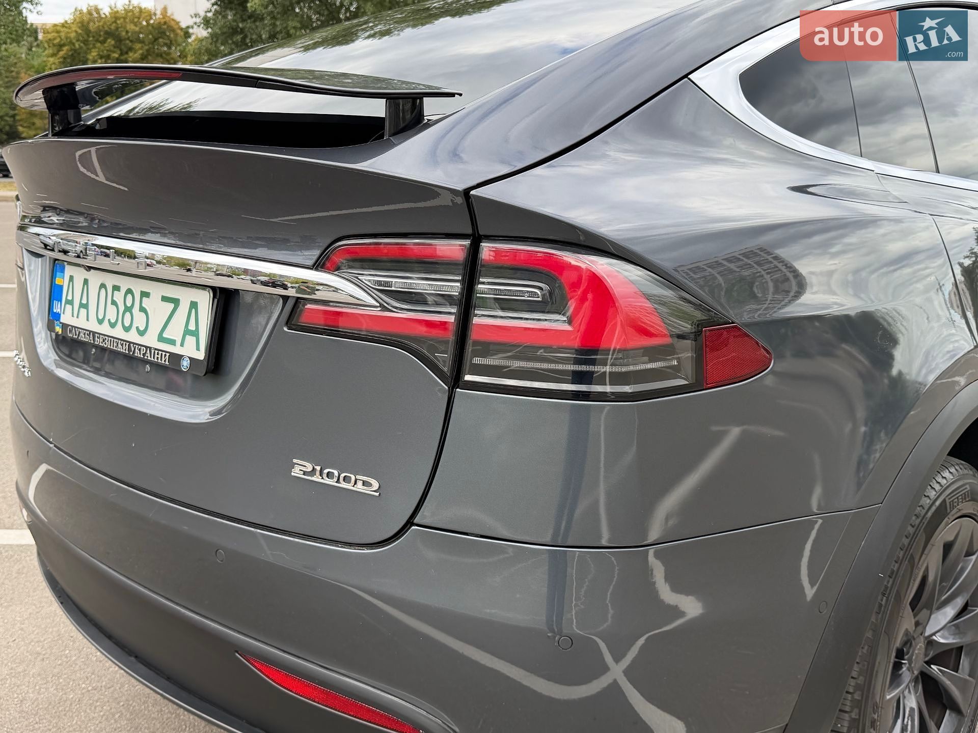 Tesla Model X 2017 VIN 5YJXCDE41HF052307 фото оголошення 6 з 39
