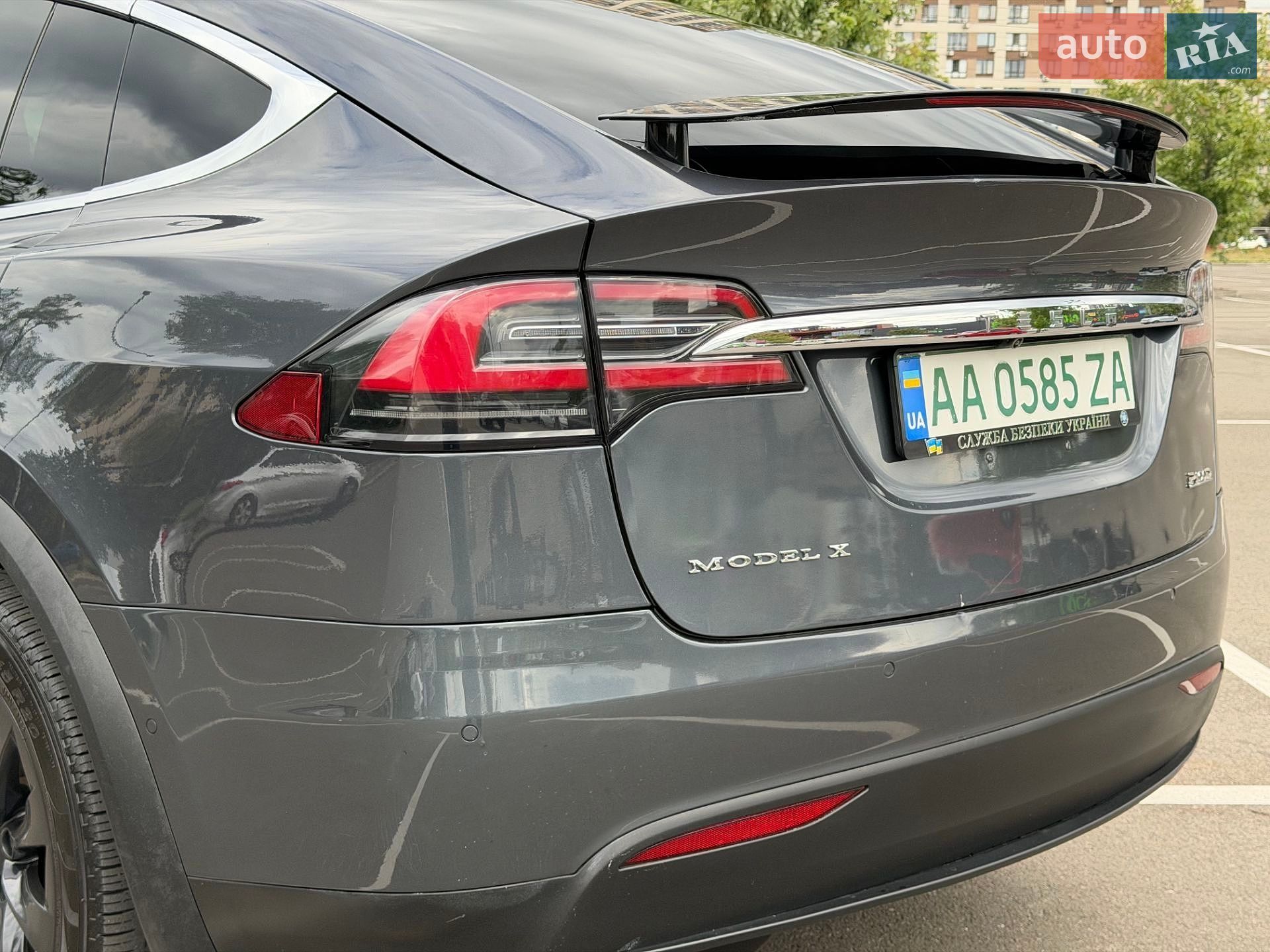 Tesla Model X 2017 VIN 5YJXCDE41HF052307 фото оголошення 8 з 39