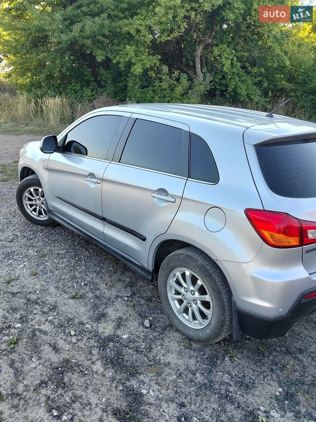 Mitsubishi ASX 2011 VIN JMBXJGA6WBZ435521 фото оголошення 6 з 18