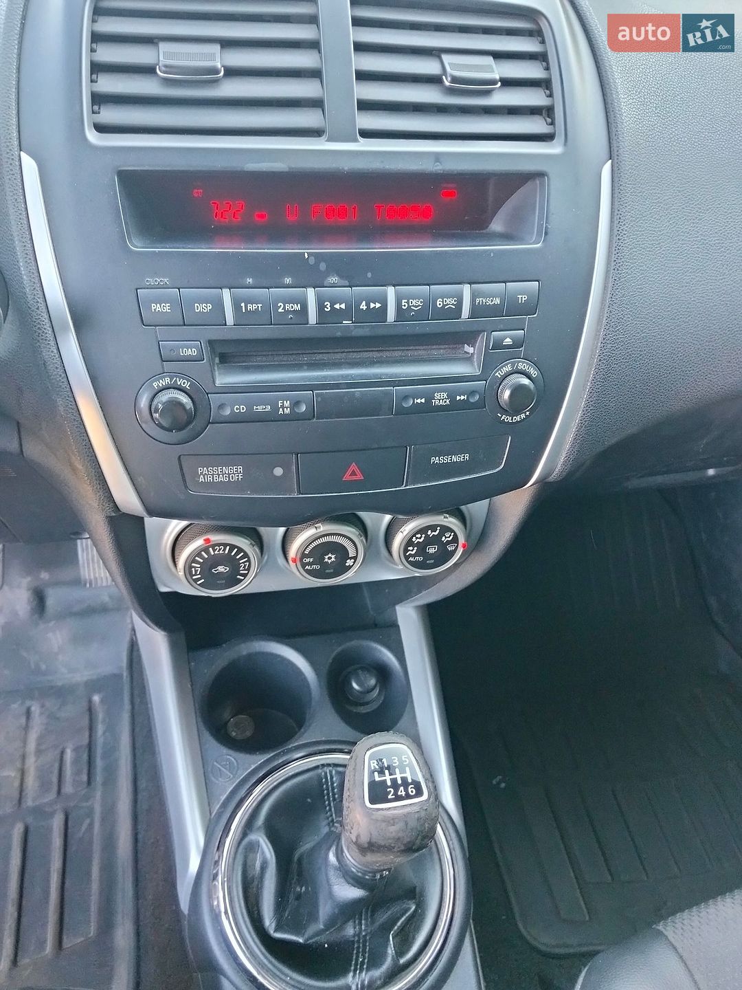 Mitsubishi ASX 2011 VIN JMBXJGA6WBZ435521 фото оголошення 12 з 18