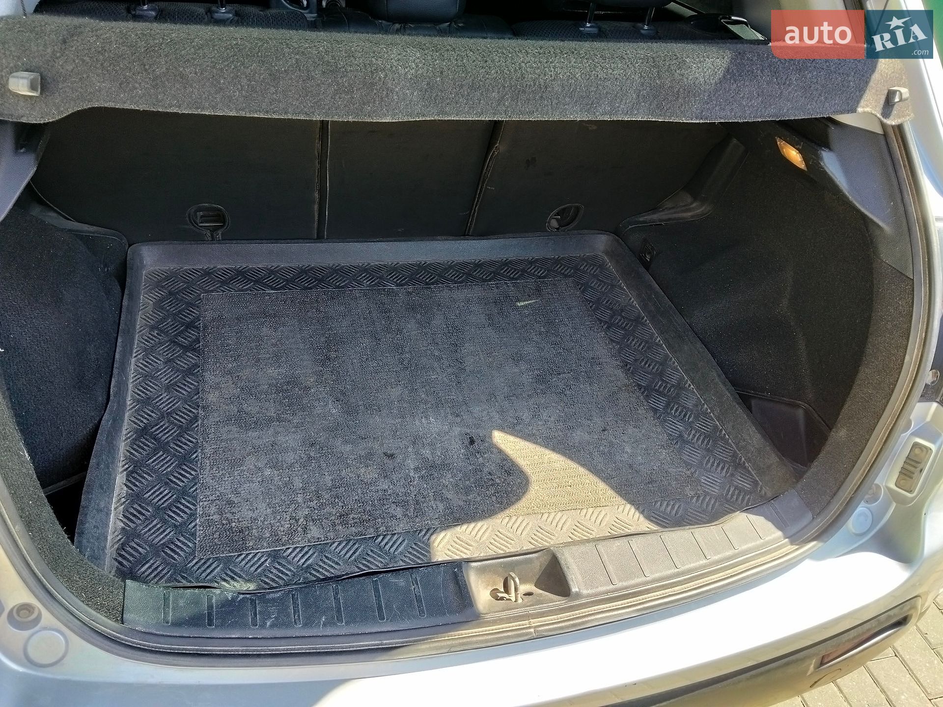 Mitsubishi ASX 2011 VIN JMBXJGA6WBZ435521 фото оголошення 17 з 18