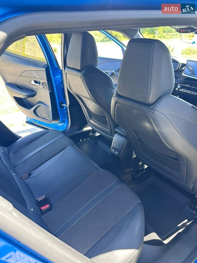 Peugeot e-2008 2020 VIN VR3UKZKXZLJ960773 фото оголошення 17 з 41