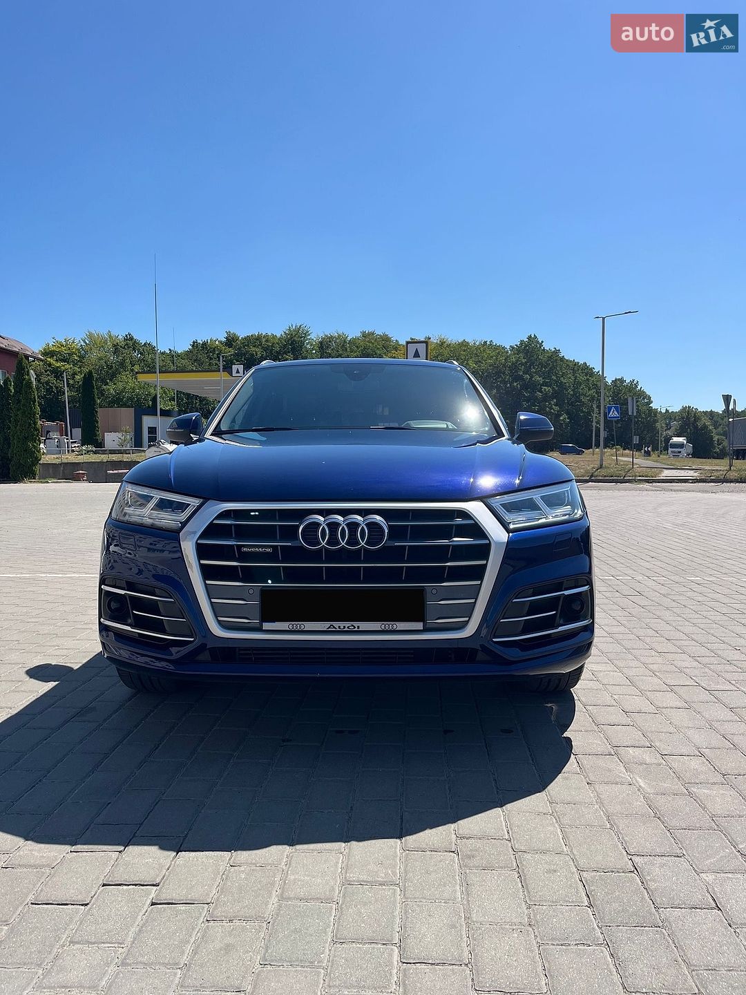 Audi Q5 2017 VIN WAUZZZFY7H2007748 фото оголошення 2 з 37