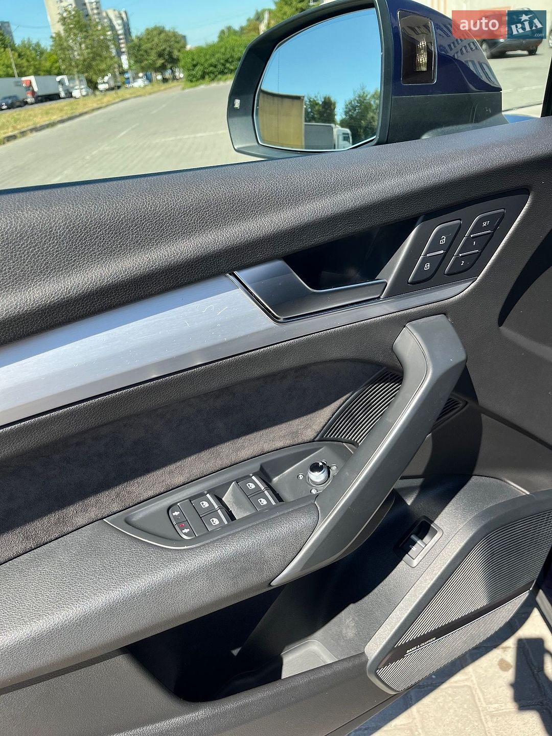 Audi Q5 2017 VIN WAUZZZFY7H2007748 фото оголошення 20 з 37