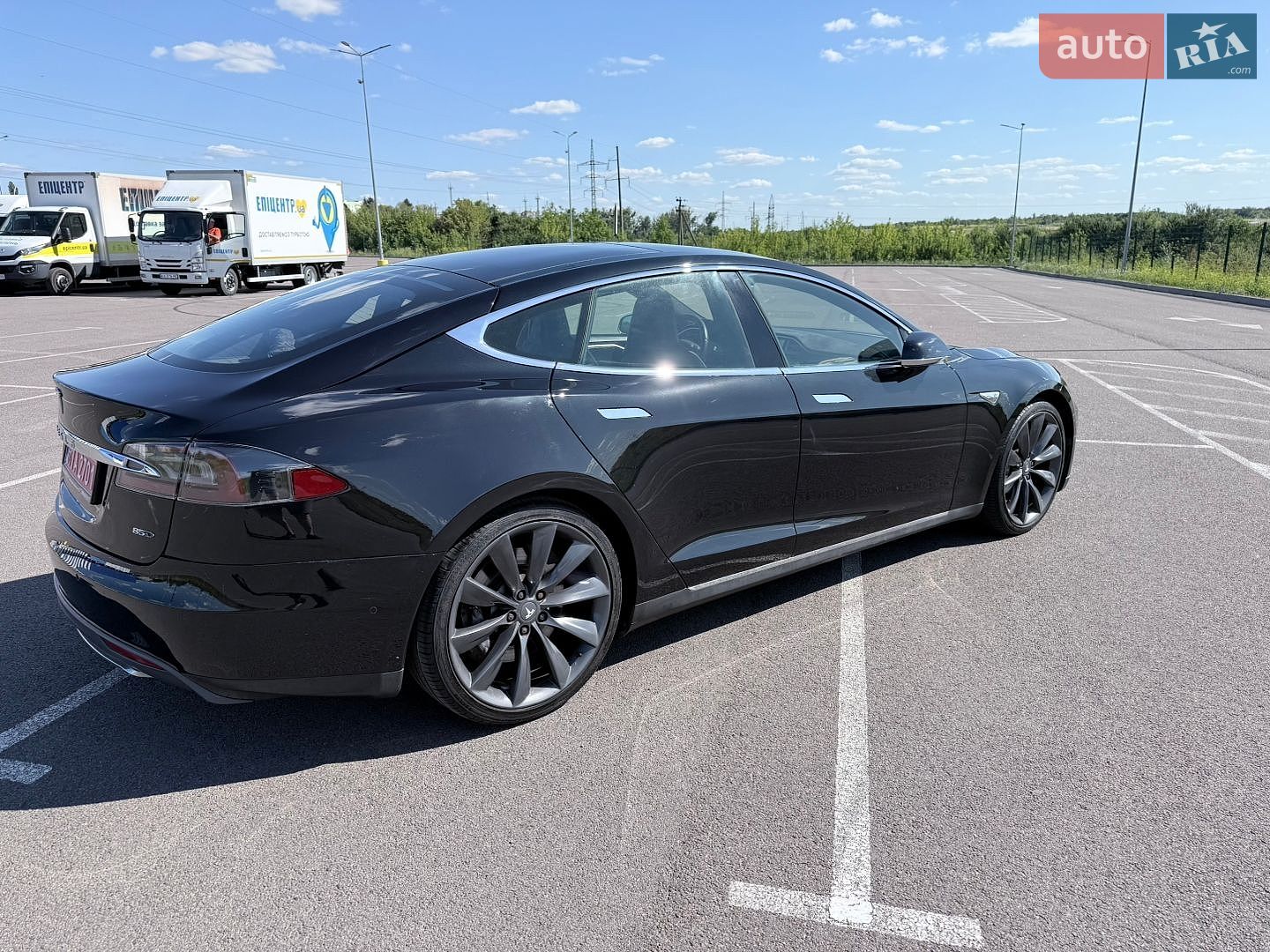 Tesla Model S 2015 VIN 5YJSA1H20FF098023 фото оголошення 3 з 42