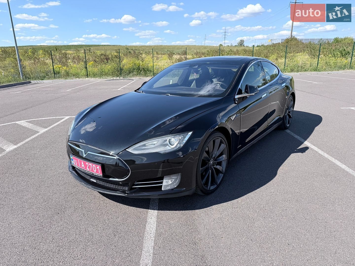 Tesla Model S 2015 VIN 5YJSA1H20FF098023 фото оголошення 9 з 42