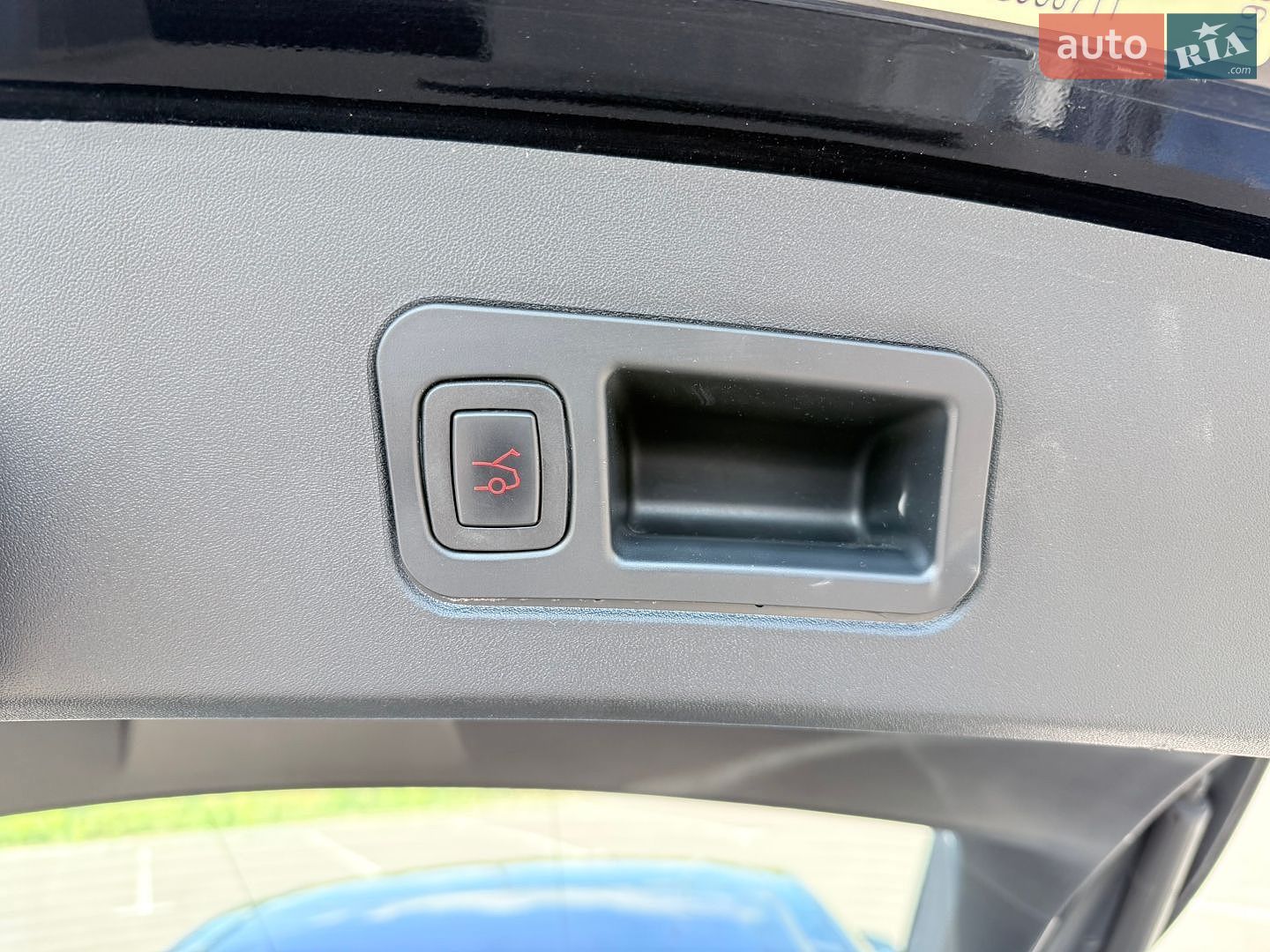 Tesla Model S 2015 VIN 5YJSA1H20FF098023 фото оголошення 21 з 42