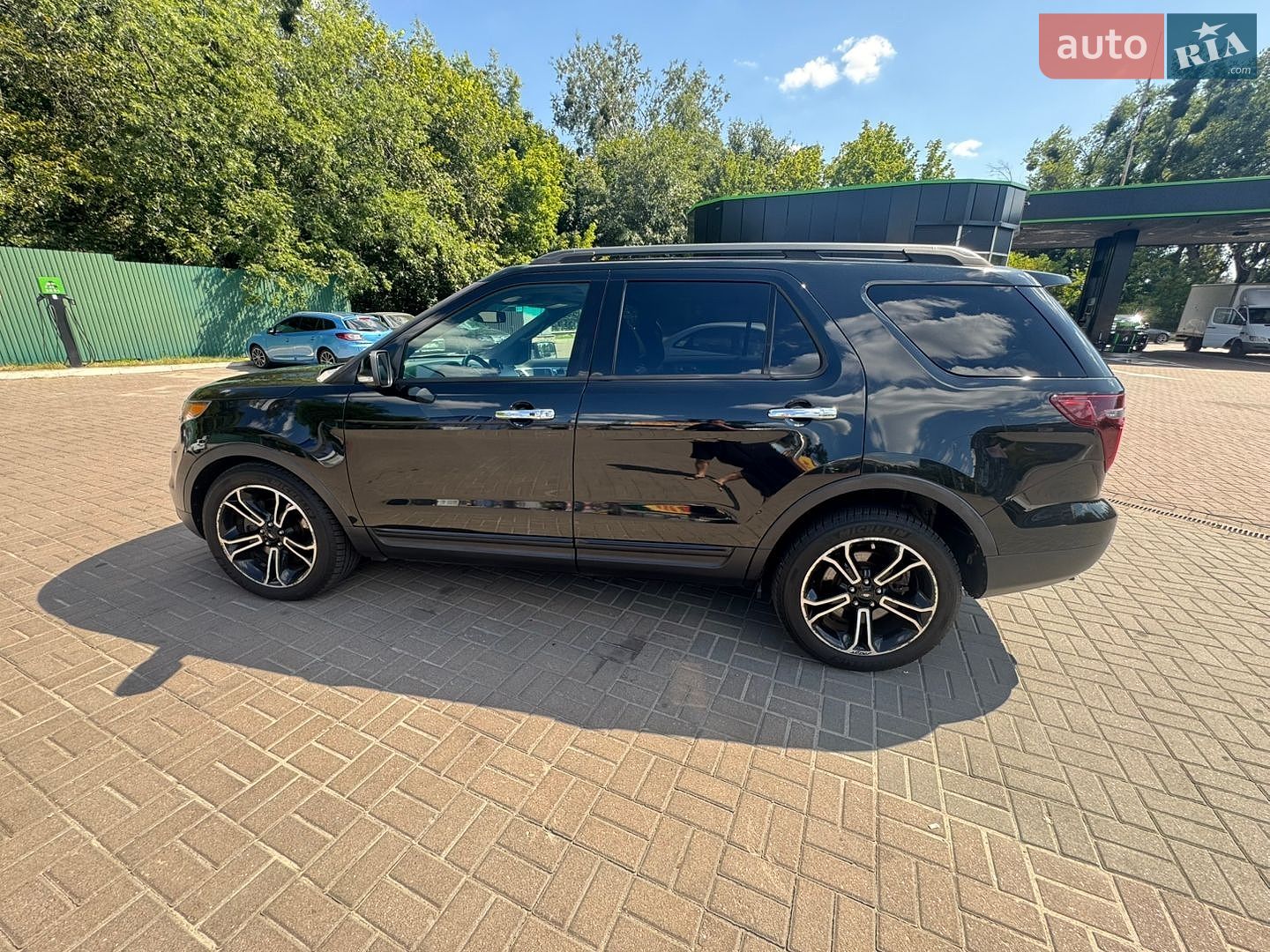 Ford Explorer 2013 VIN 1FM5K8GT0EGA02775 фото оголошення 2 з 24