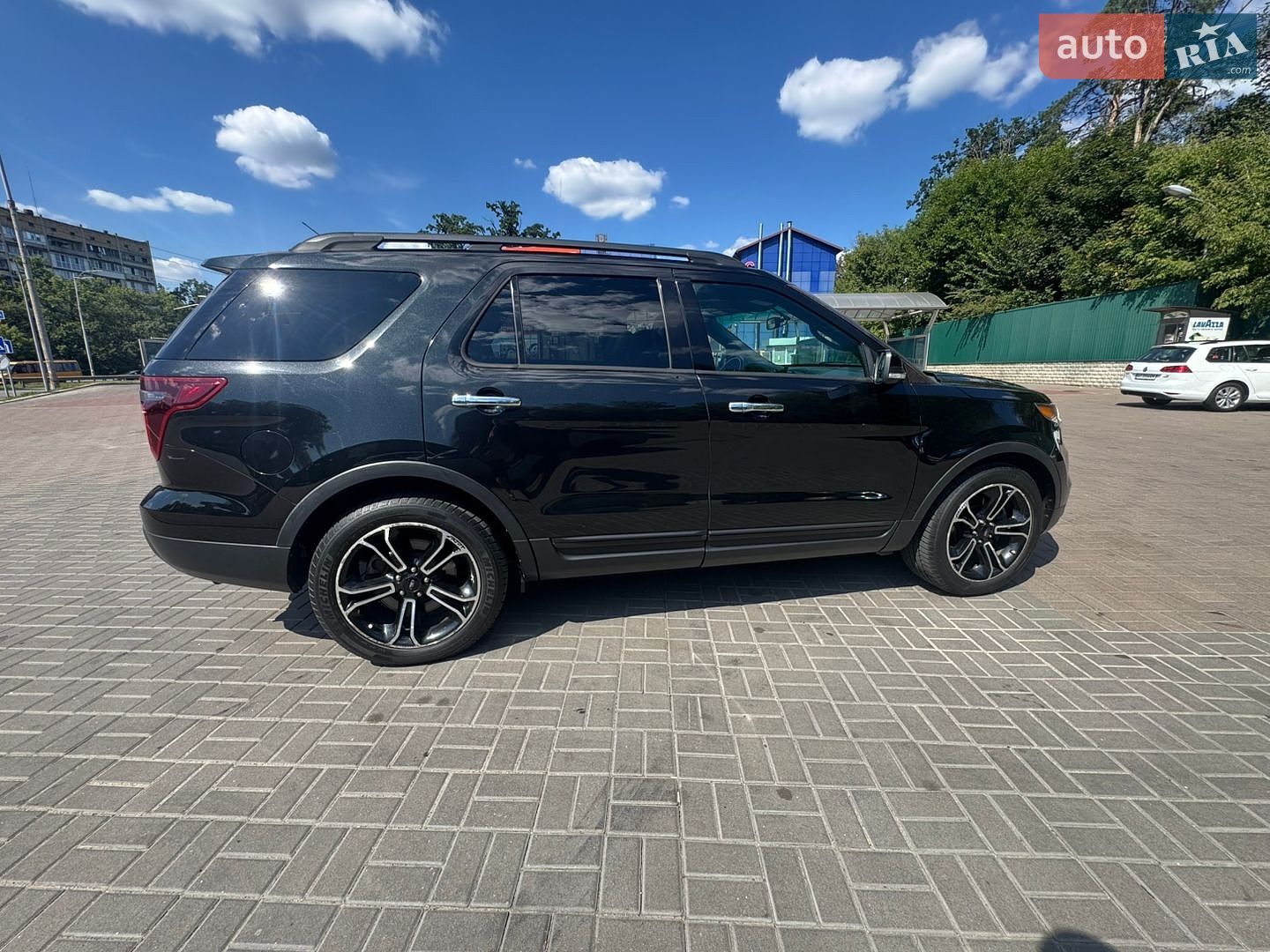 Ford Explorer 2013 VIN 1FM5K8GT0EGA02775 фото оголошення 3 з 24