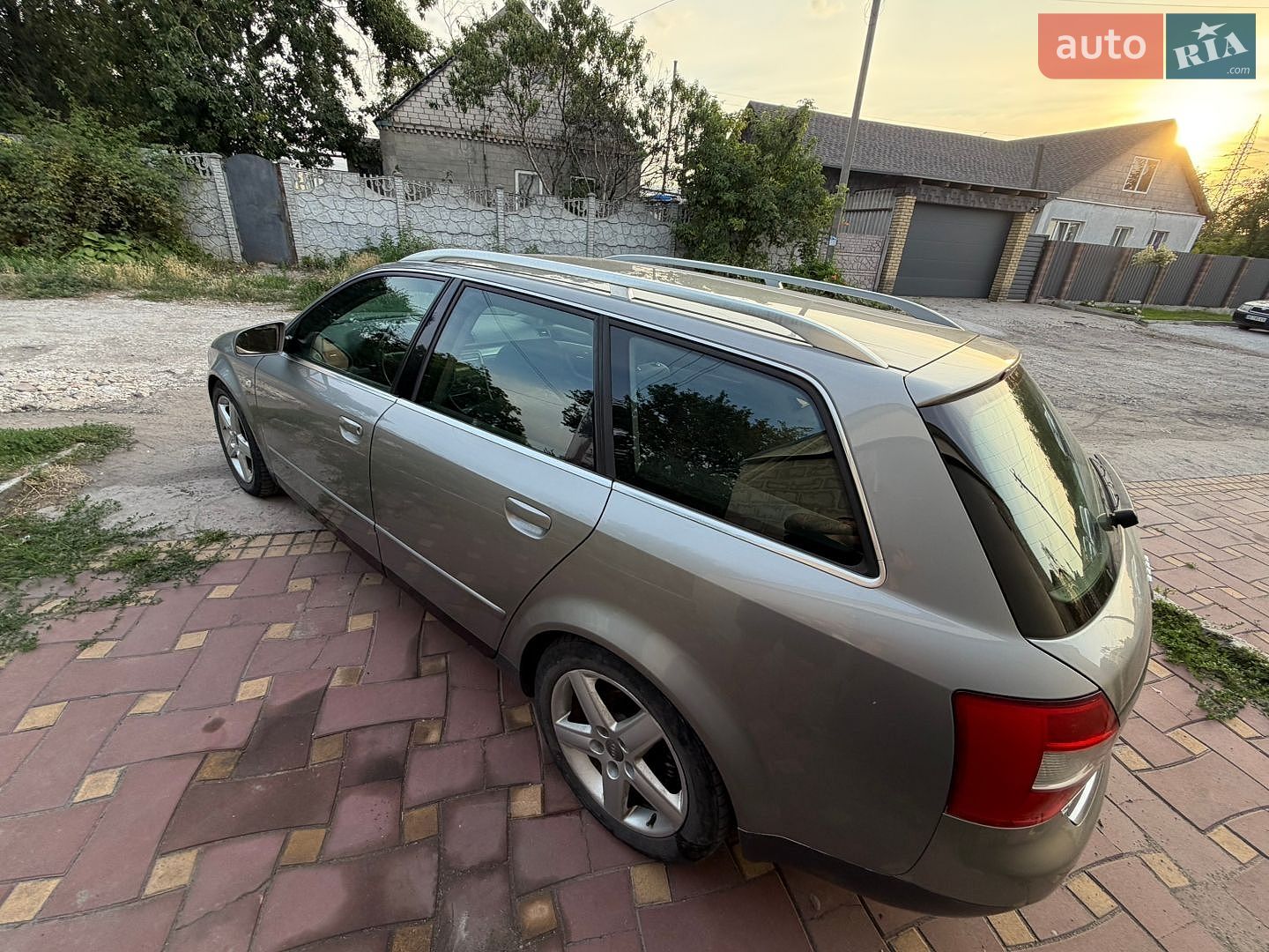 Audi A4 2002 VIN WAUZZZ8E93A181225 фото оголошення 8 з 22