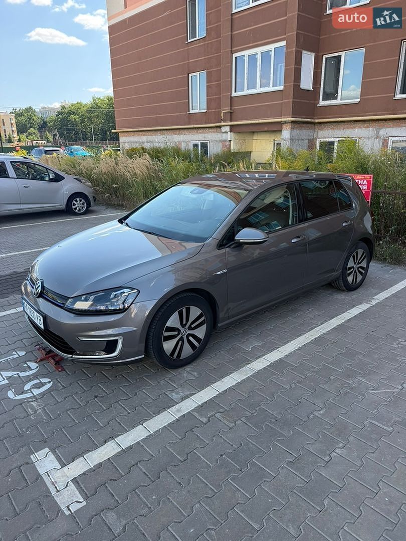 Volkswagen e-Golf 2015 VIN WVWZZZAUZFW910892 фото оголошення 4 з 29