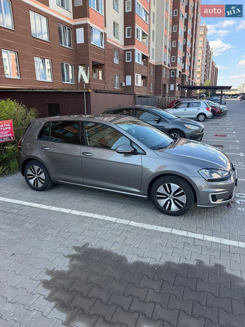 Volkswagen e-Golf 2015 VIN WVWZZZAUZFW910892 фото оголошення 5 з 29