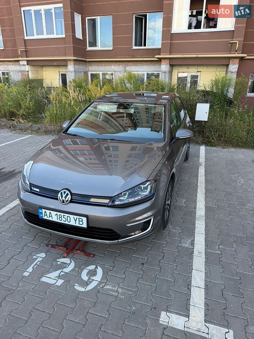 Volkswagen e-Golf 2015 VIN WVWZZZAUZFW910892 фото оголошення 10 з 29