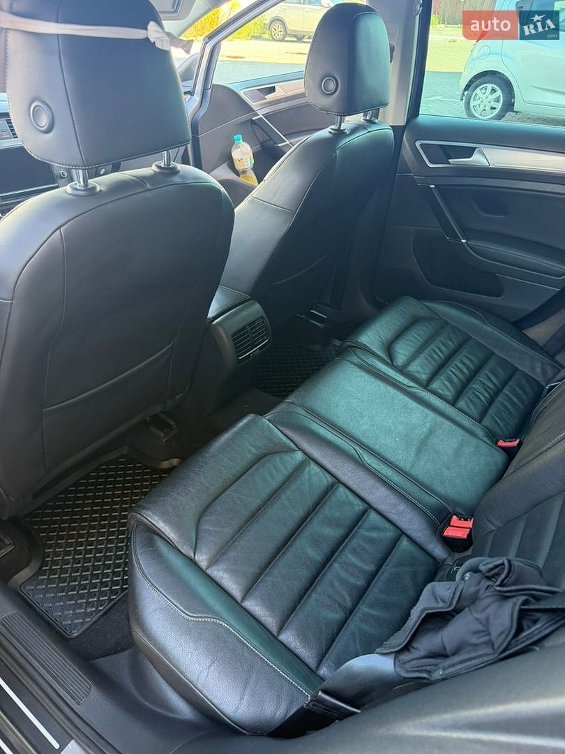 Volkswagen e-Golf 2015 VIN WVWZZZAUZFW910892 фото оголошення 16 з 29