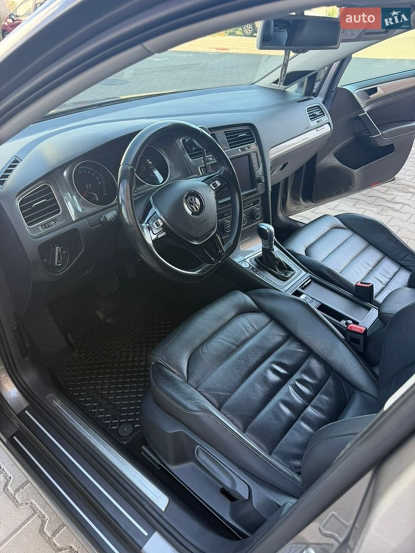Volkswagen e-Golf 2015 VIN WVWZZZAUZFW910892 фото оголошення 19 з 29