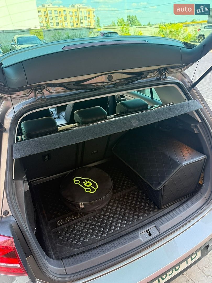 Volkswagen e-Golf 2015 VIN WVWZZZAUZFW910892 фото оголошення 20 з 29