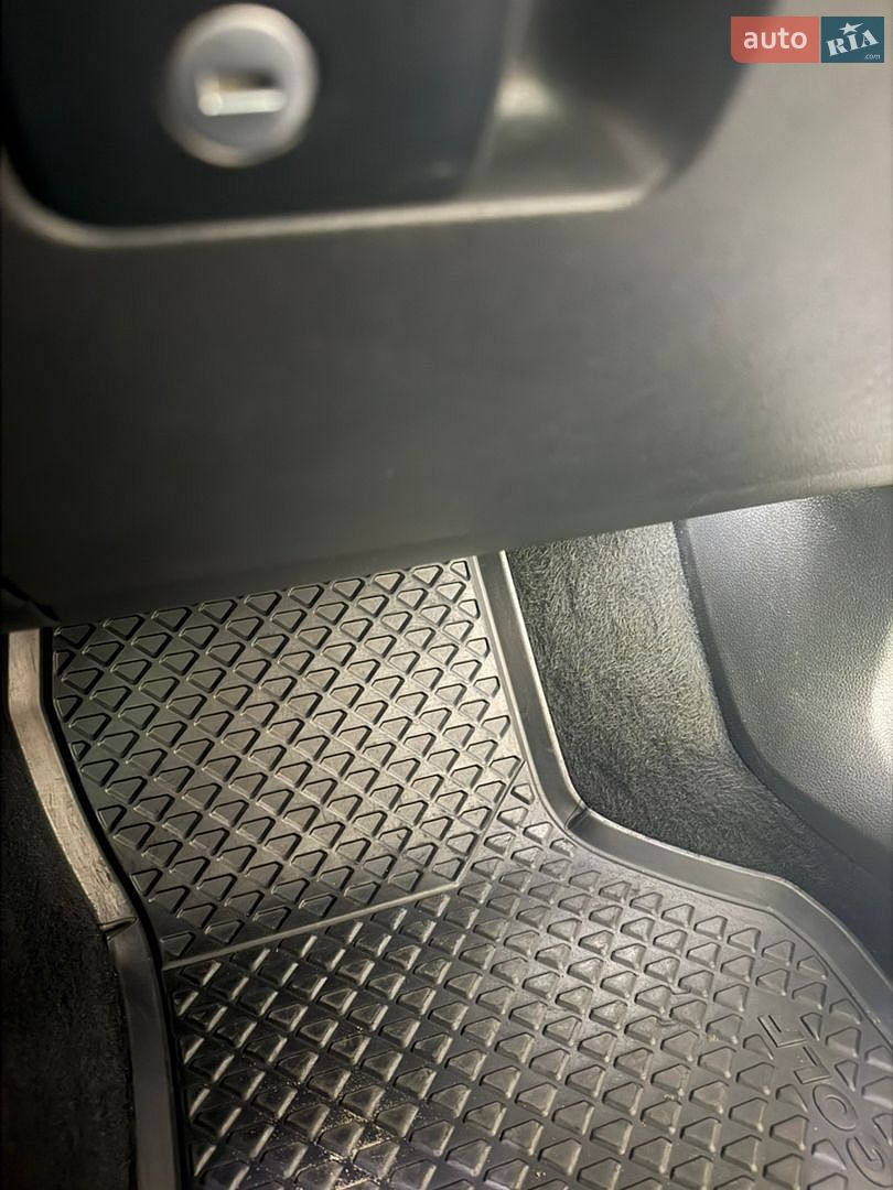 Volkswagen e-Golf 2015 VIN WVWZZZAUZFW910892 фото оголошення 26 з 29