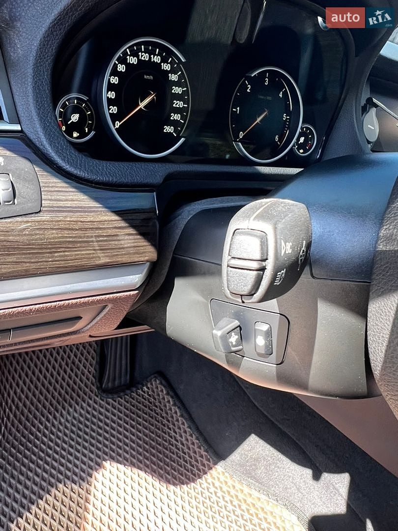 BMW 5 Series GT 2016 VIN WBA5N2107GG268074 фото оголошення 30 з 46