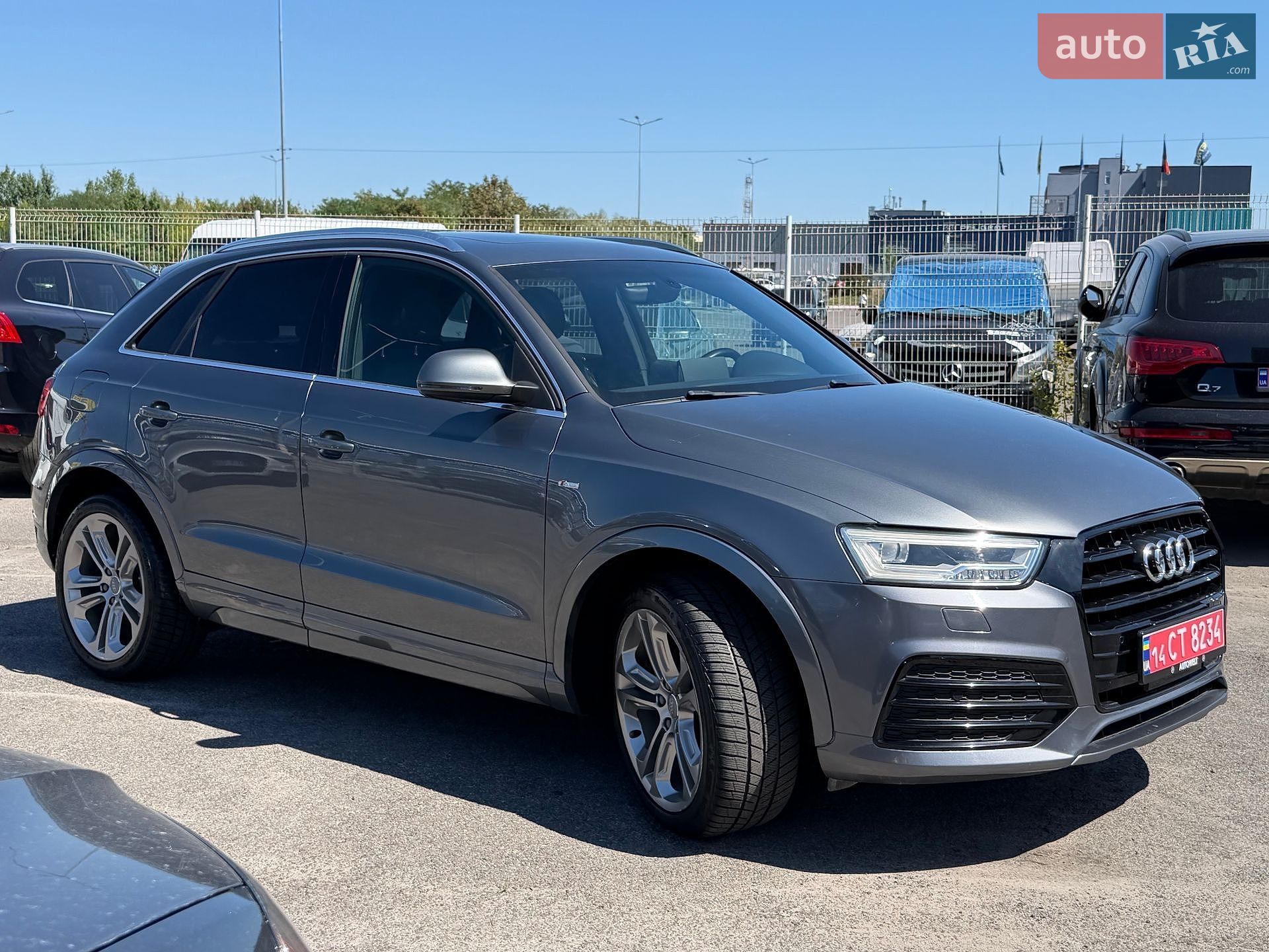 Audi Q3 2016 VIN WA1FCCFS1HR003762 фото оголошення 3 з 18