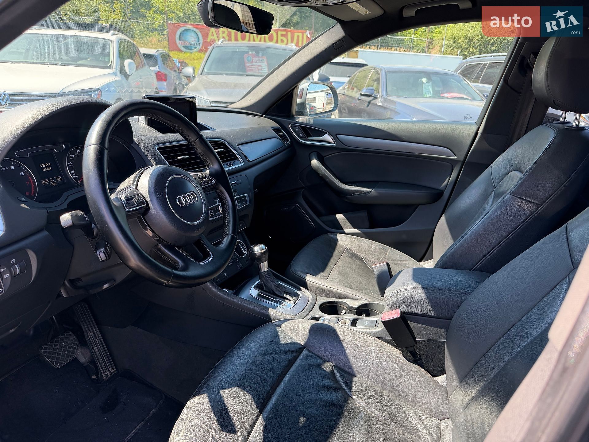 Audi Q3 2016 VIN WA1FCCFS1HR003762 фото оголошення 8 з 18