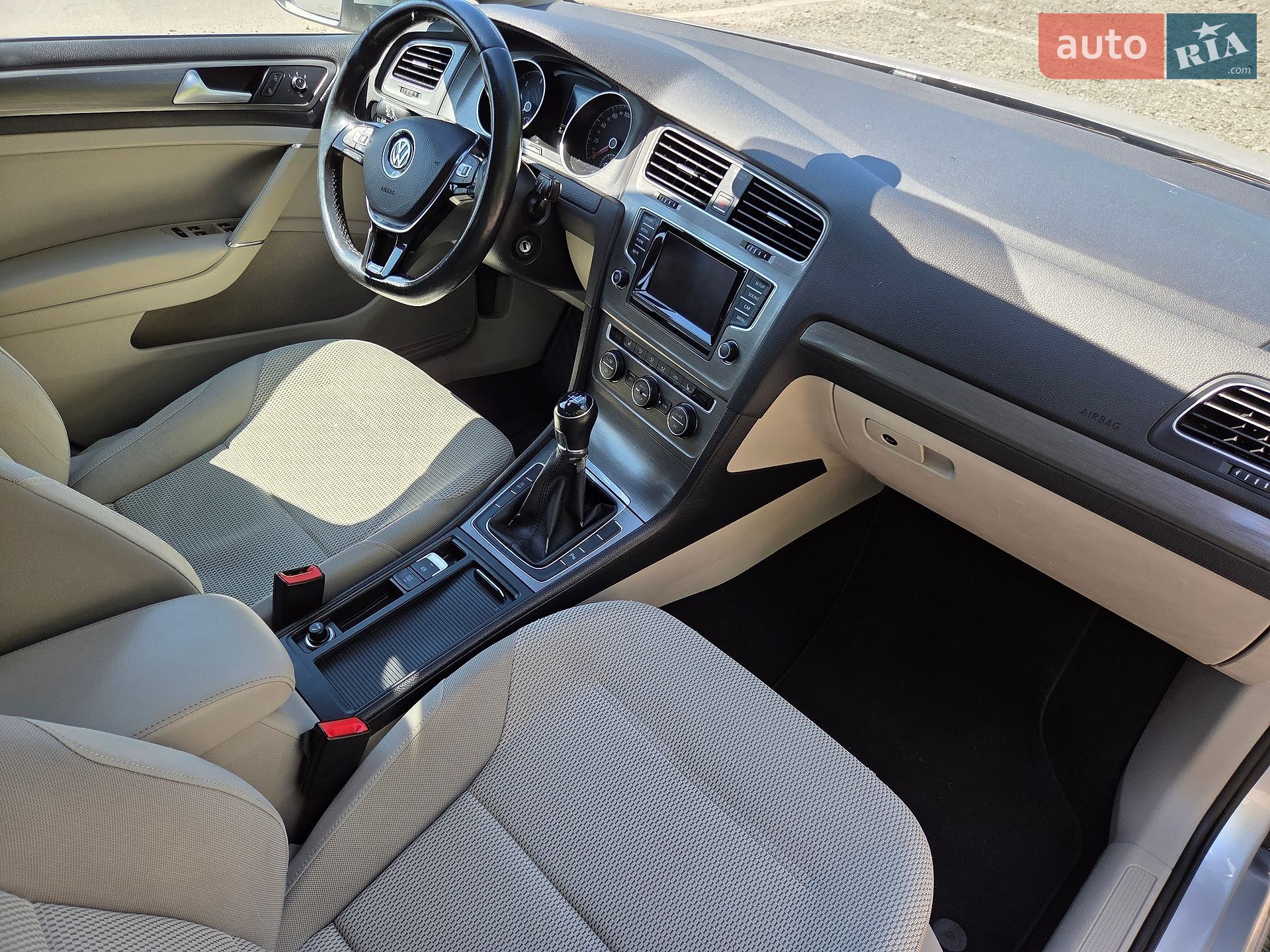 Volkswagen Golf 2013 VIN WVWZZZAUZEP502904 фото оголошення 17 з 26
