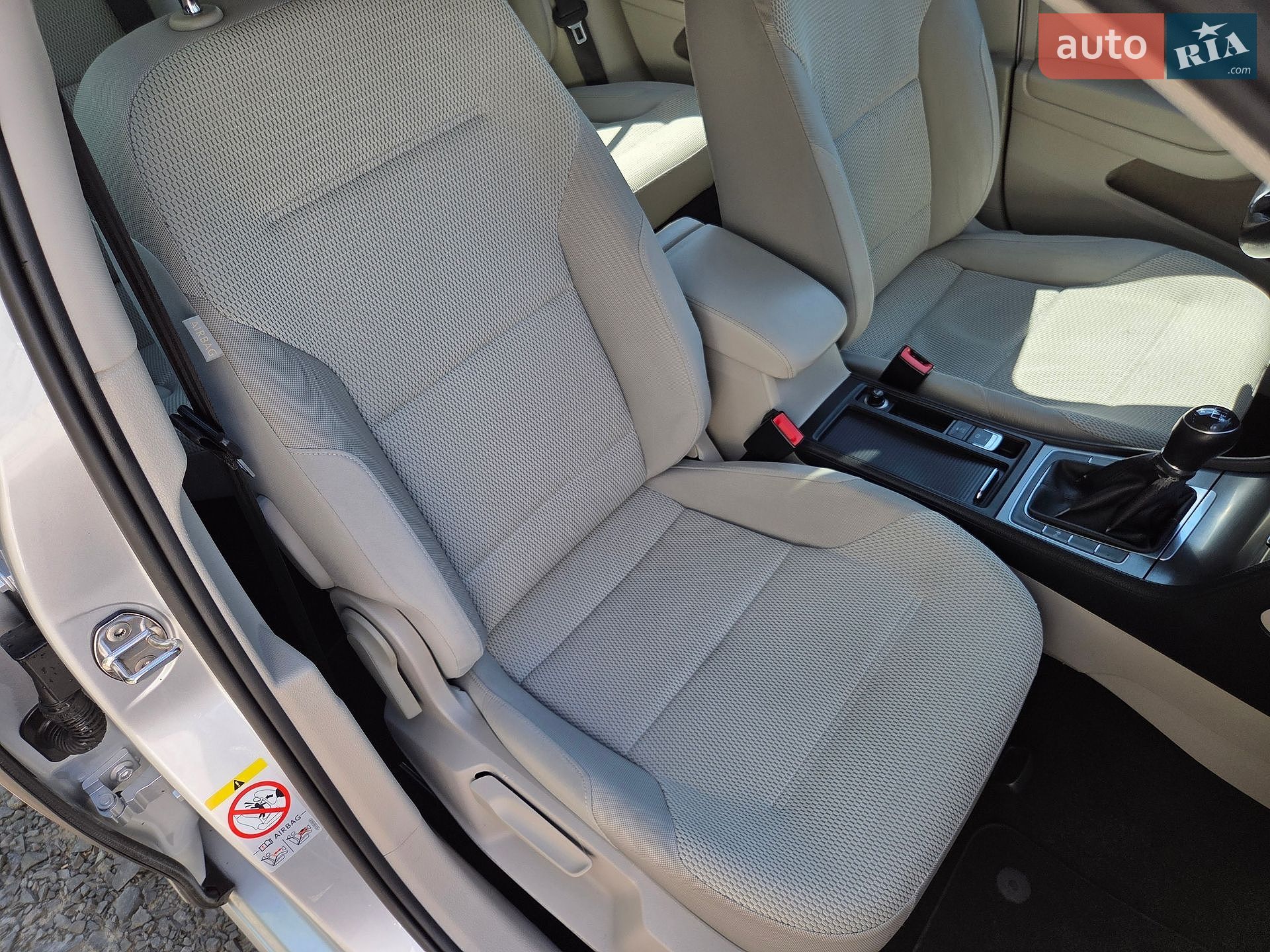 Volkswagen Golf 2013 VIN WVWZZZAUZEP502904 фото оголошення 18 з 26