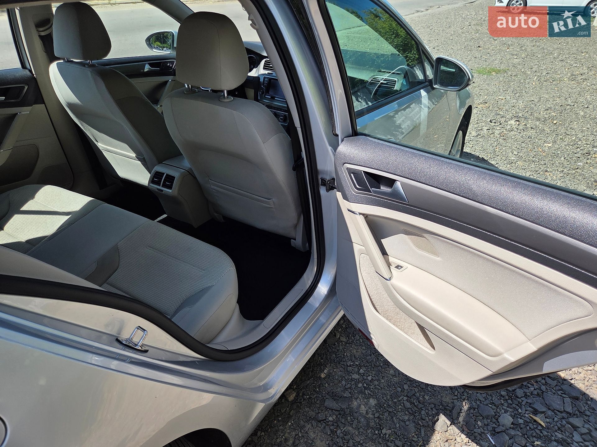 Volkswagen Golf 2013 VIN WVWZZZAUZEP502904 фото оголошення 20 з 26