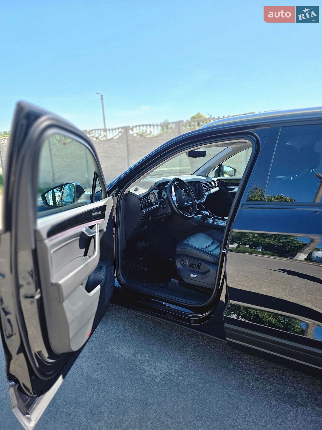 Volkswagen Touareg 2020 VIN WVGZZZCRZMD013432 фото оголошення 22 з 23