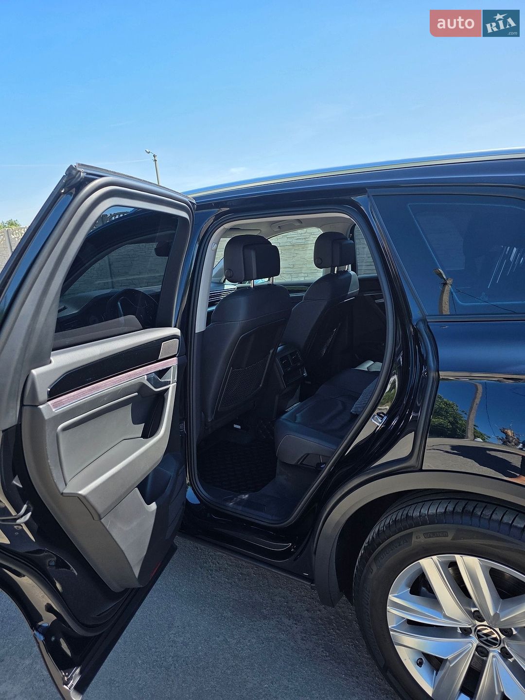 Volkswagen Touareg 2020 VIN WVGZZZCRZMD013432 фото оголошення 23 з 23