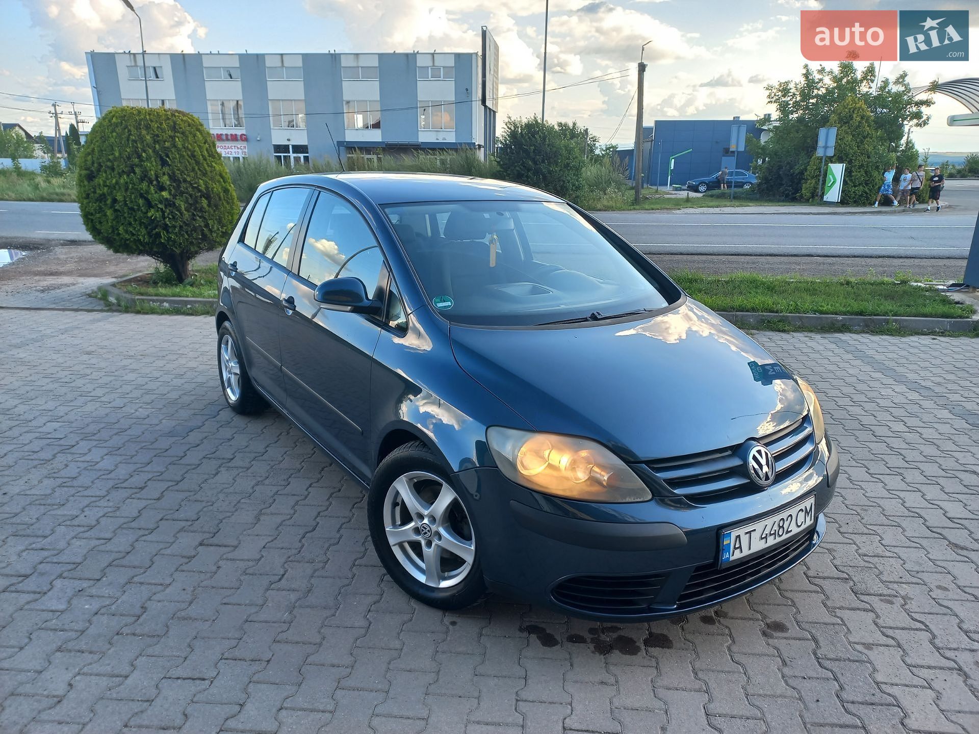 Volkswagen Golf 2005 VIN WVWZZZ1KZ6W531667 фото оголошення 2 з 16