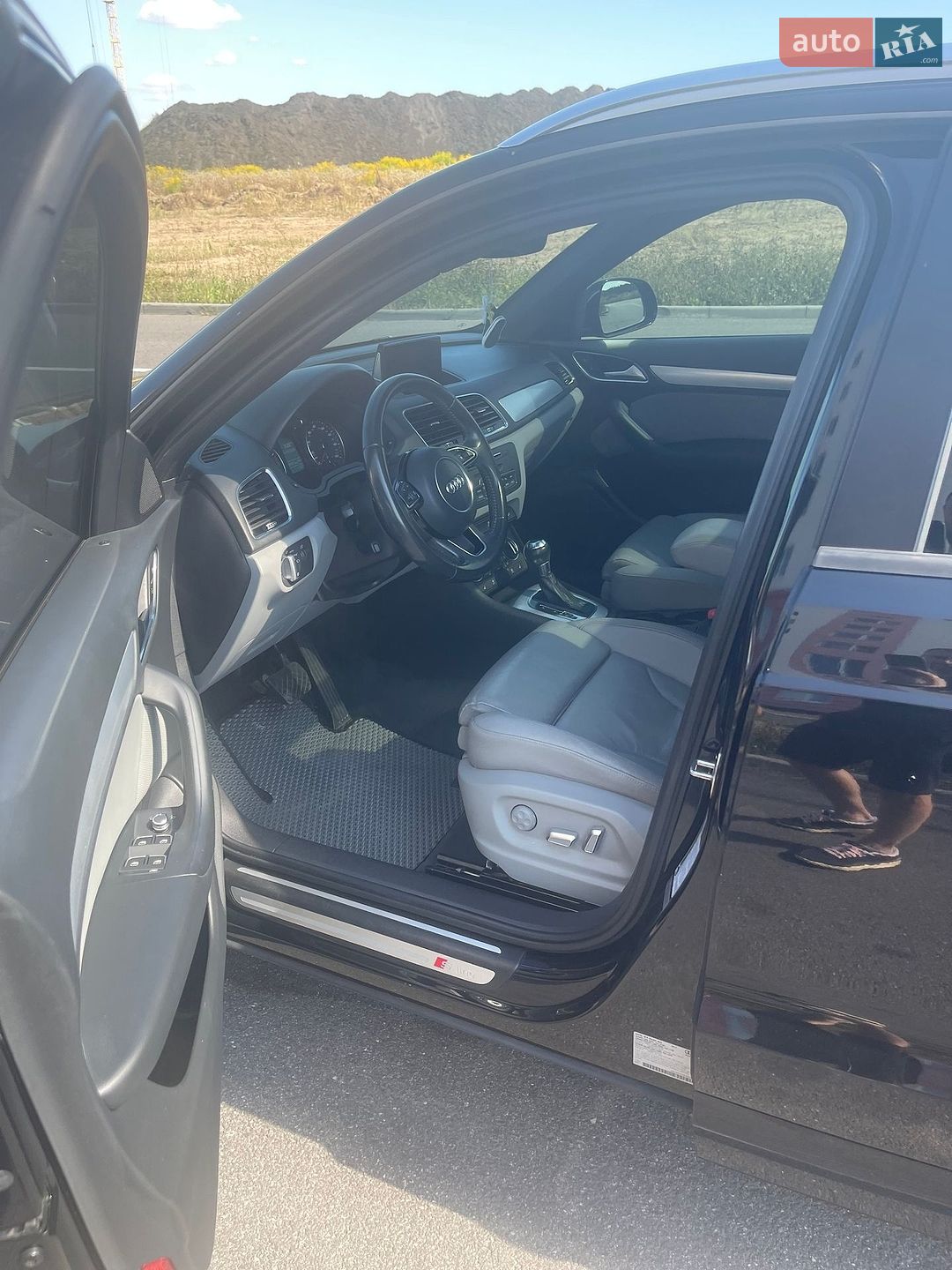 Audi Q3 2017 VIN WA1BCCFS5JR009035 фото оголошення 5 з 14