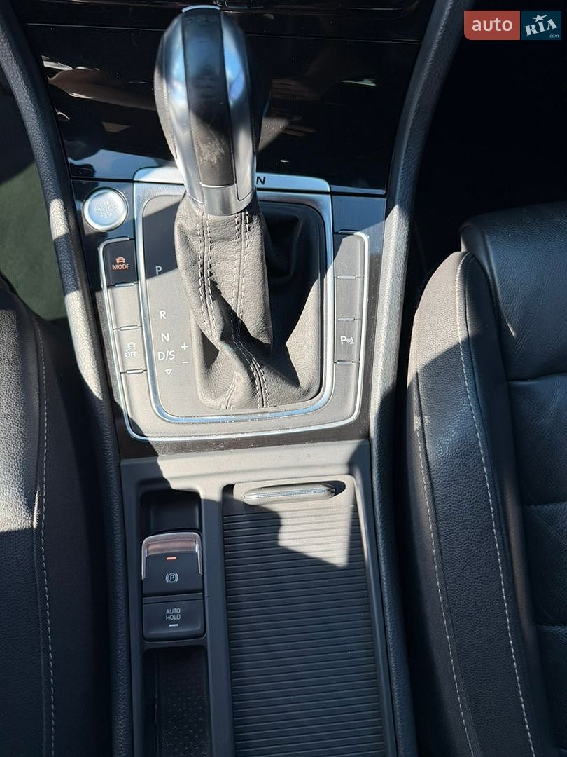 Volkswagen Golf R 2014 VIN WVWLF7AU3FW190811 фото оголошення 15 з 23