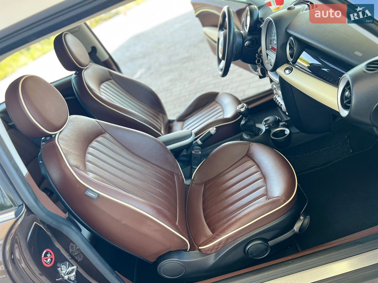 Mini Clubman 2008 VIN WMWML310X0TP06557 фото оголошення 48 з 68
