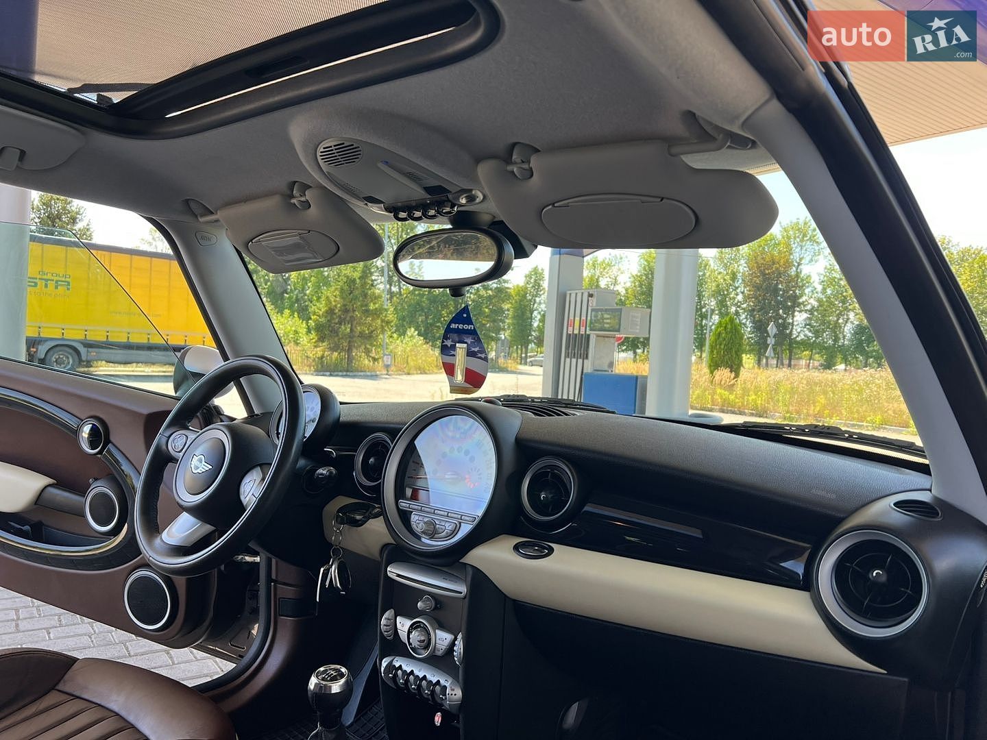 Mini Clubman 2008 VIN WMWML310X0TP06557 фото оголошення 49 з 68