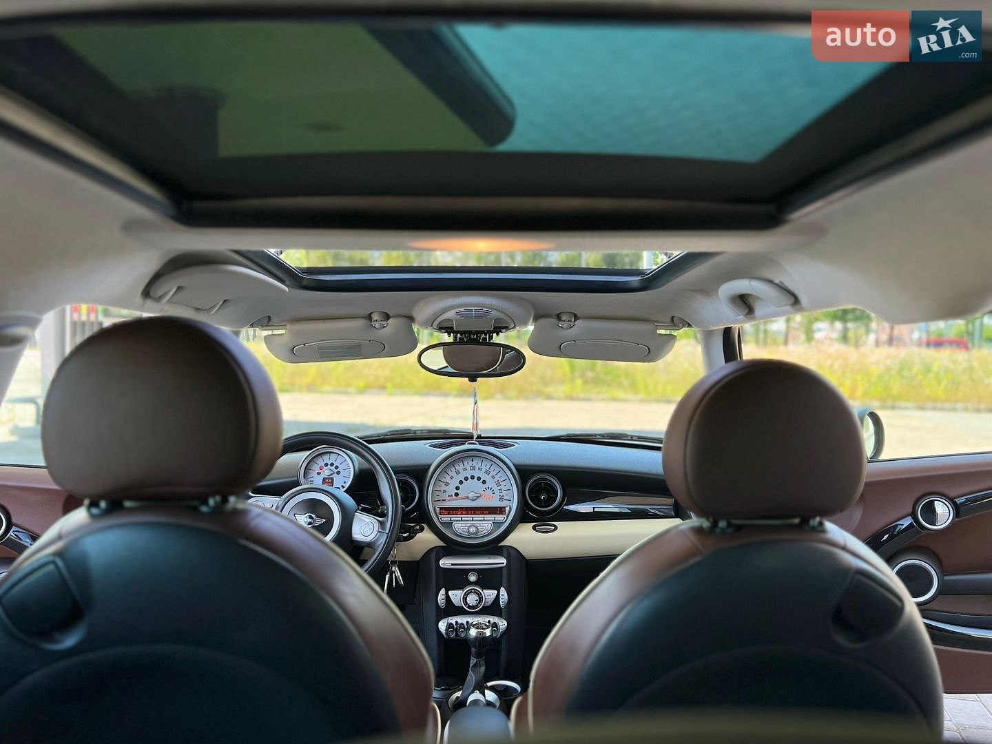Mini Clubman 2008 VIN WMWML310X0TP06557 фото оголошення 60 з 68