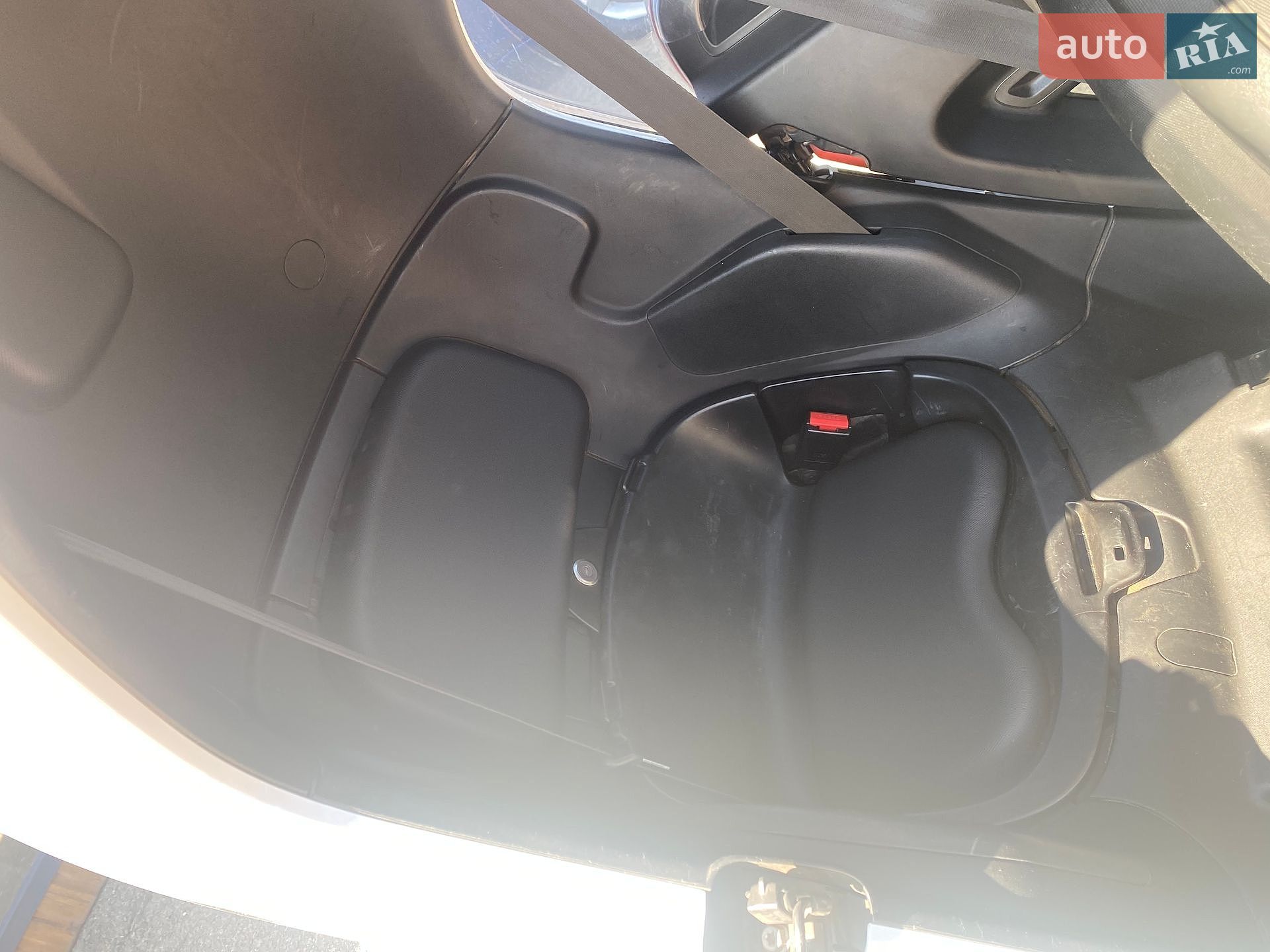 Renault Twizy Z.E. 2020 VIN KNMJ2Z2ZMLP000722 фото оголошення 20 з 33