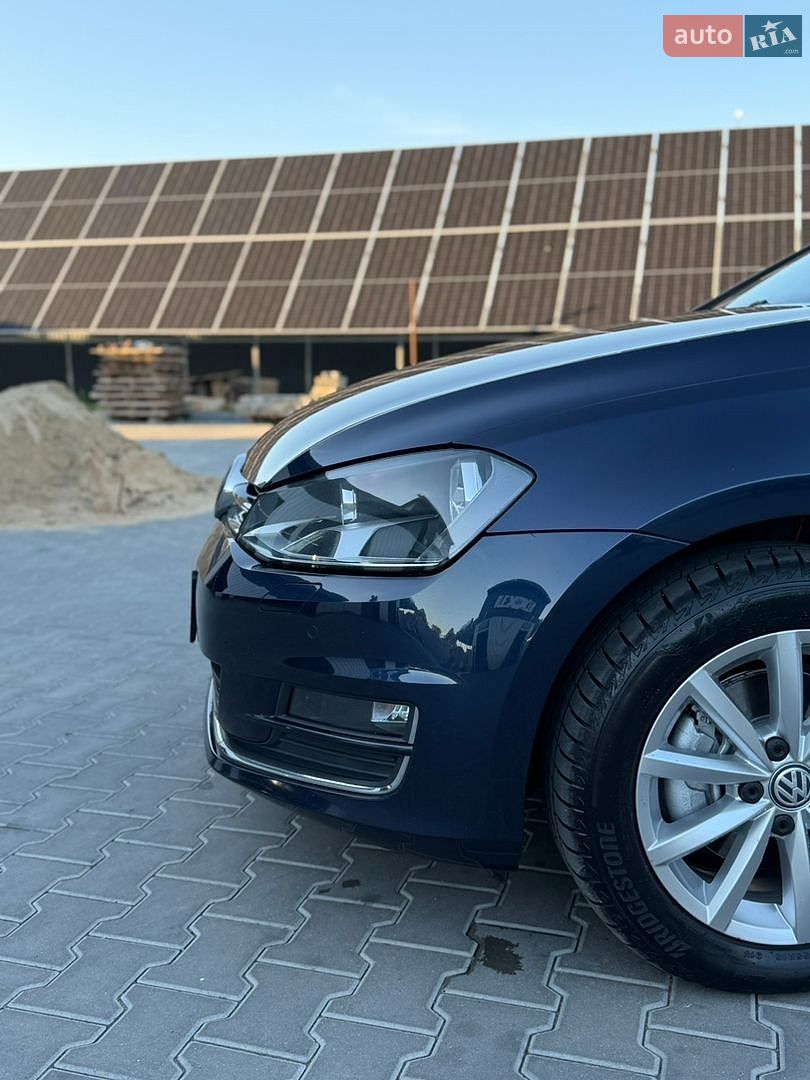 Volkswagen Golf 2016 VIN WVWZZZAUZGP559814 фото оголошення 8 з 130