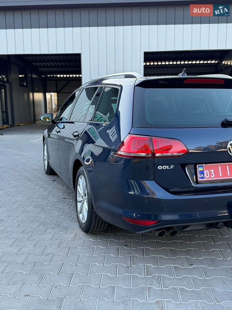 Volkswagen Golf 2016 VIN WVWZZZAUZGP559814 фото оголошення 17 з 130
